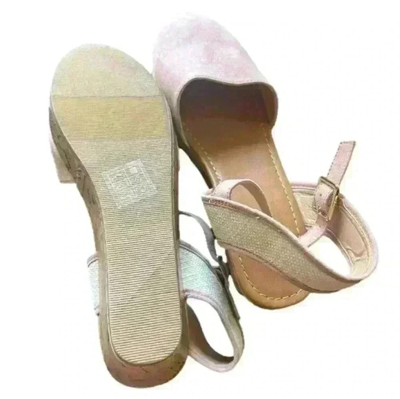 Aldo Closed Toe Wedge Sandal, Women's Size 6 M, Pink - Picture 1 of 3